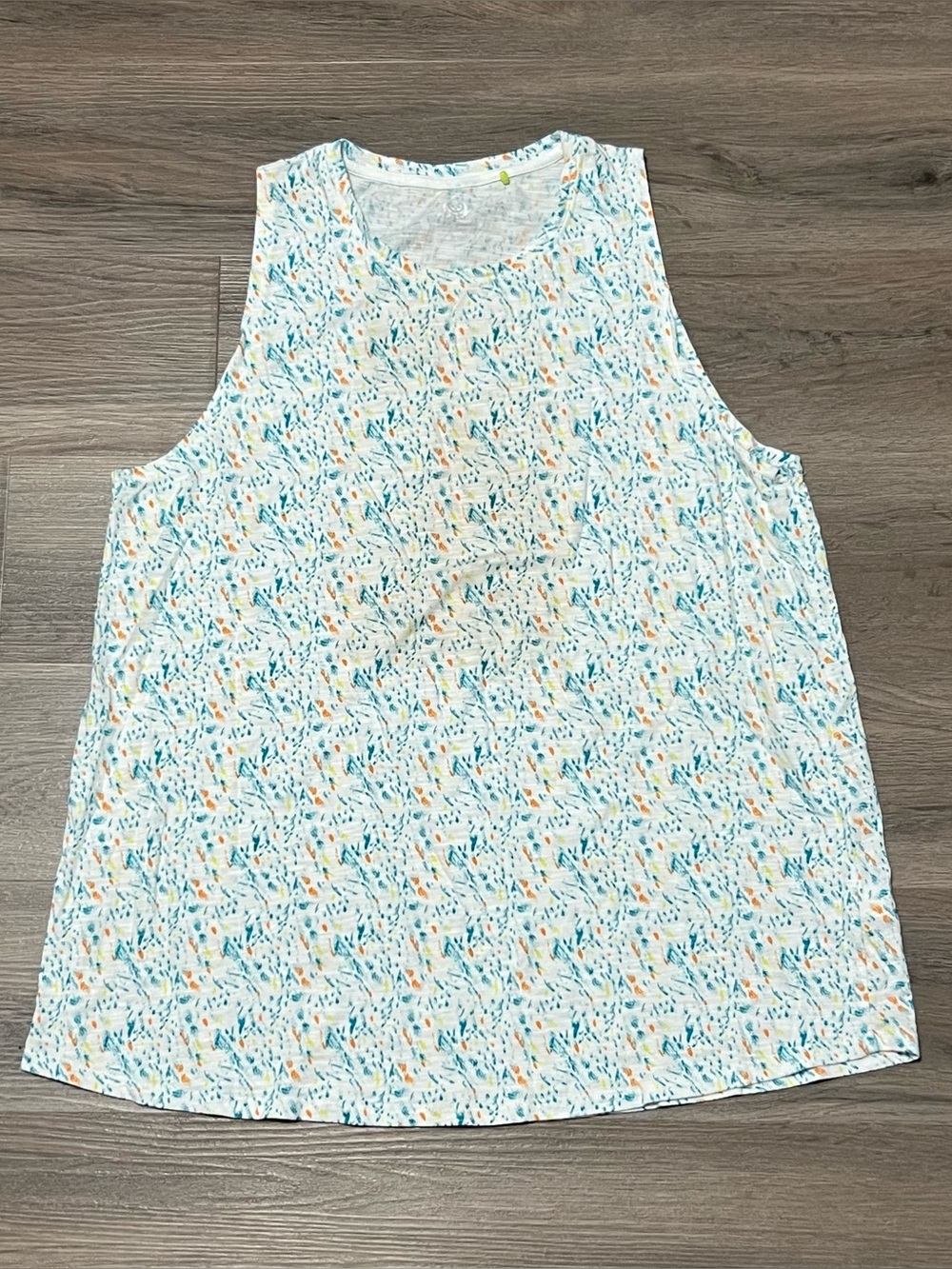 Tasc Performance Women's Large Tank Top White Blue Cotton Bamboo Stretch Active